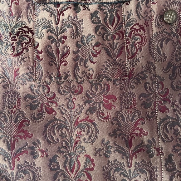 Men’s SZ M, Gold, Burgundy & Blue Lightweight Denim Jacket with Textured Fabric. - Picture 7 of 17